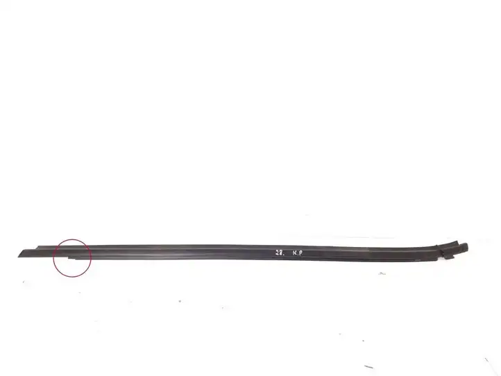 Toyota Yaris Verso (1999 - 2005) 68210-52030 Накладка стекла передней двери — фото 1