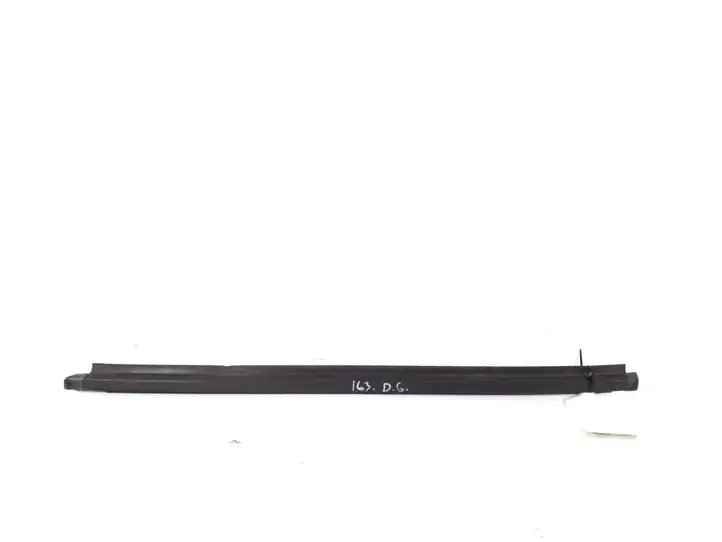 Toyota Yaris Verso (1999 - 2005) 68180-52020 Молдинги задней двери — фото 1