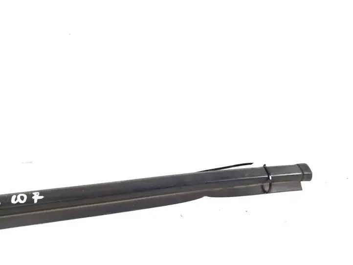 Toyota Yaris Verso (1999 - 2005) 68230-52020 Молдинги задней двери — фото 3