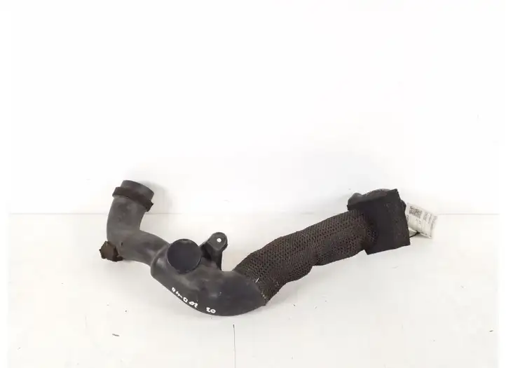 Toyota Corolla E120 E130 (2000 - 2004) 17751-27050 Детали воздухозаборника — фото 1
