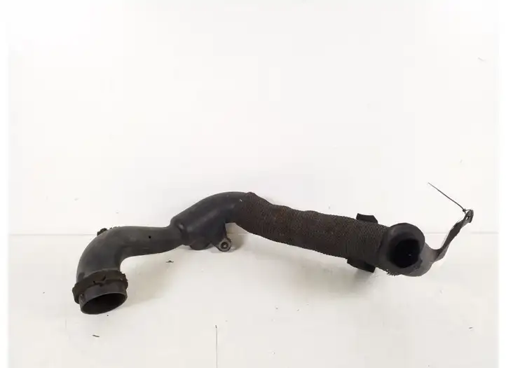 Toyota Corolla E120 E130 (2000 - 2004) 17751-27050 Детали воздухозаборника — фото 2