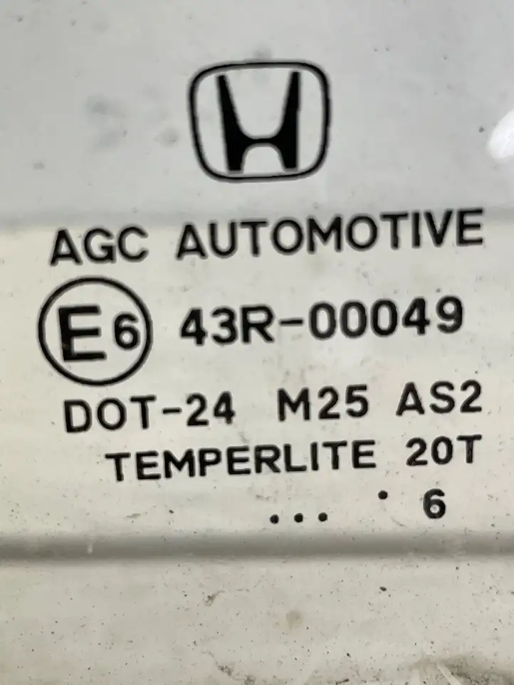 Honda Civic IX (2011 - 2017) 43R00049 Стекло передней двери — фото 2