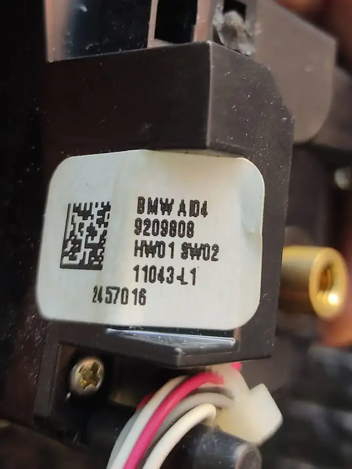 BMW X3 F25 (2010 - 2017) 9209808 Кнопки на рулевом колесе — фото 2