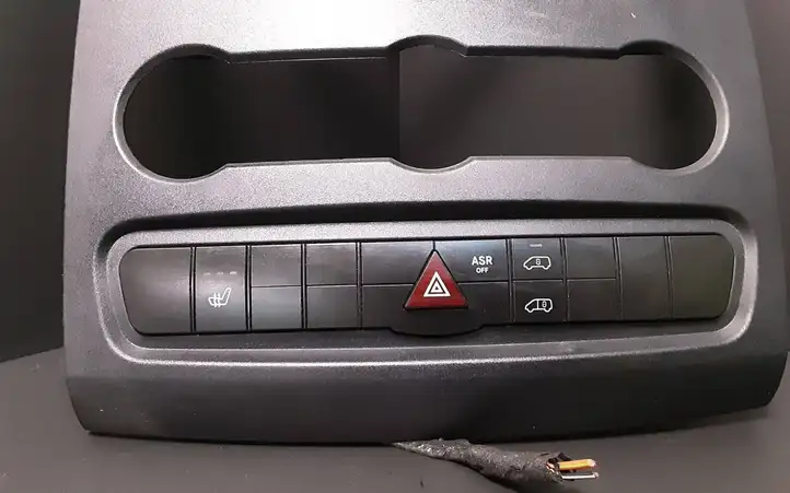 Mercedes-Benz Sprinter W906 (2006 - 2018) A9066800017 Прочие детали салона — фото 4