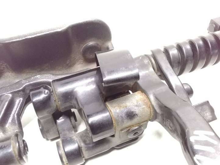 BMW 3 E90 E91 (2005 - 2012)  7119041 Петля (петли) задней крышки