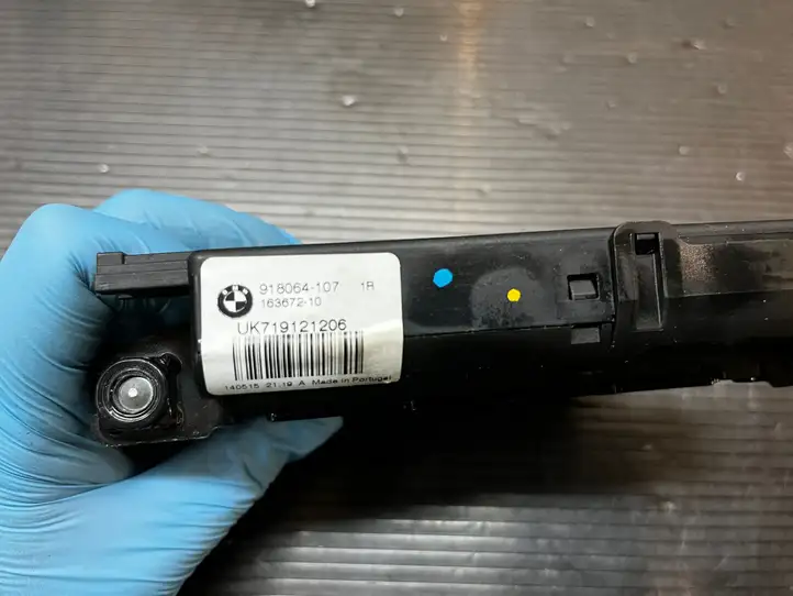 BMW 3 F30 F35 F31 (2012 - 2018) 918064107 Замок крышки багажника — фото 2