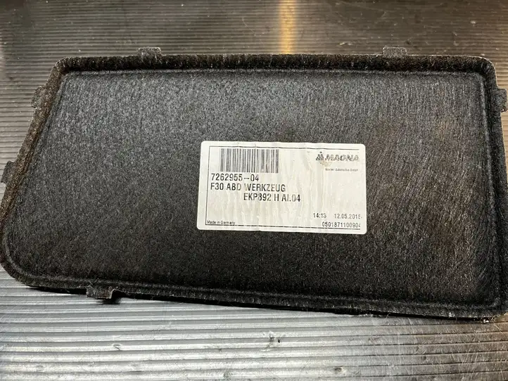 BMW 3 F30 F35 F31 (2012 - 2018) 7262955 Прочие детали салона — фото 2
