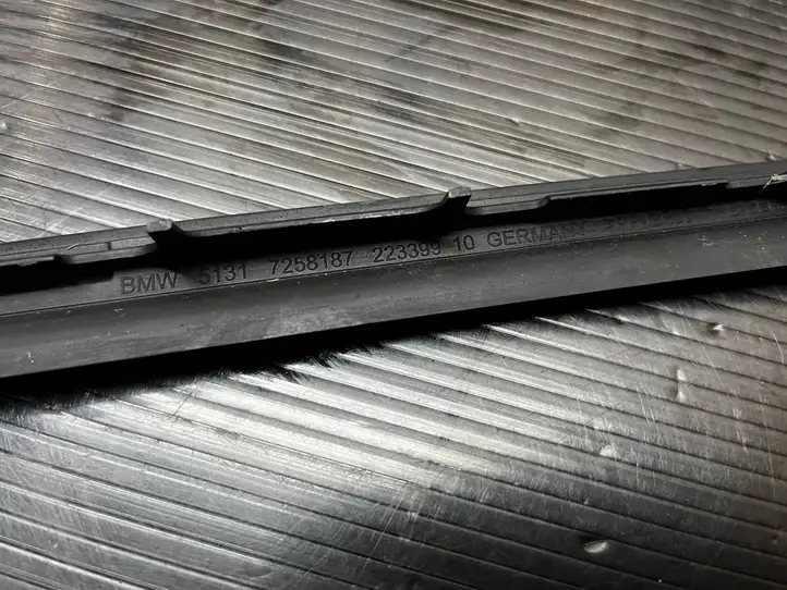 BMW 3 F30 F35 F31 (2012 - 2018) 7258187 Накладка стоек лобового стекла — фото 3