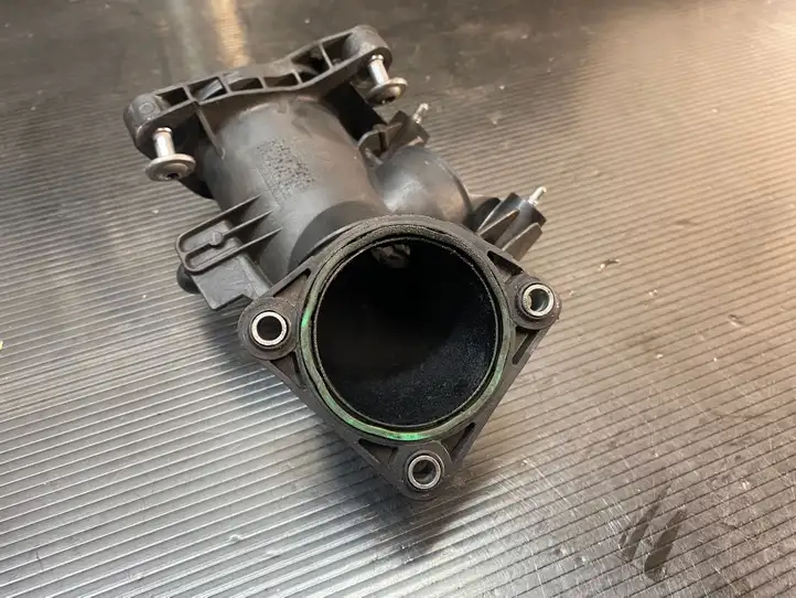 BMW 3 F30 F35 F31 (2012 - 2018) 781076503 Детали воздухозаборника — фото 1