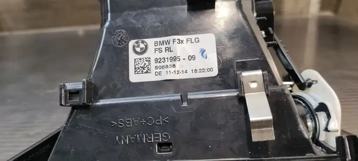 BMW 4 F32 F33 (2013 - 2017) 9231995 Боковой воздушный дефлектор — фото 2