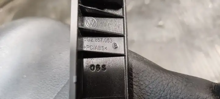 Volkswagen Golf VII (2013 - 2019) 5G0858566 Прочие детали салона — фото 3