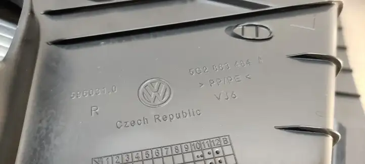 Volkswagen Golf VII (2013 - 2019) 5G2863484 Прочие детали салона — фото 3