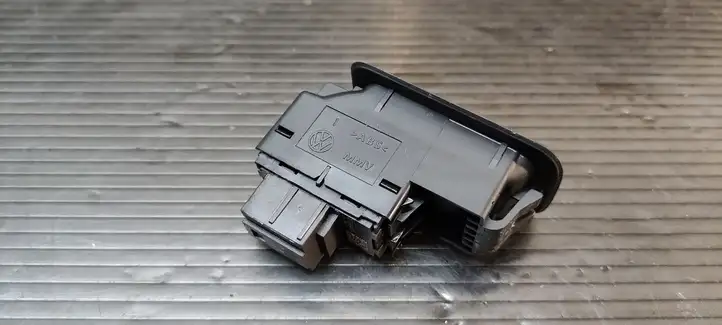 Volkswagen Golf VII (2013 - 2019) 5G0959855M Кнопка стеклоподъемников — фото 4