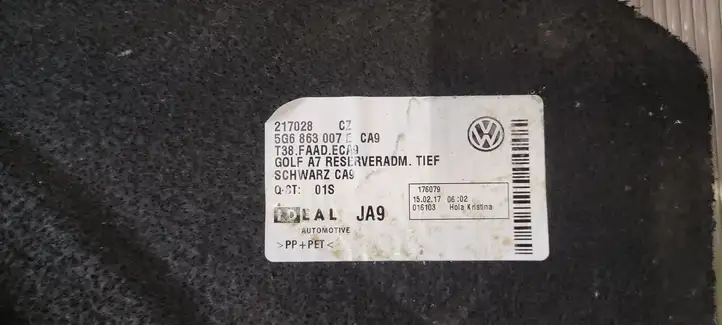 Volkswagen Golf VII (2013 - 2019) 5G6863007 Коврик багажника — фото 3