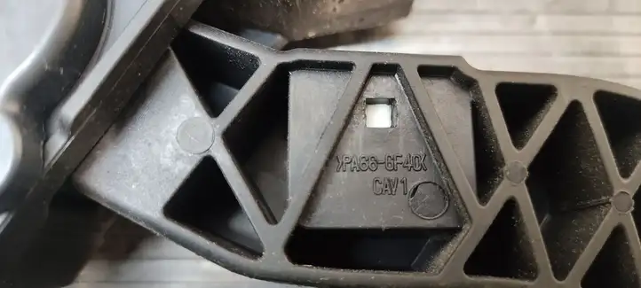 Hyundai i30 (2012 - 2015) 327003XXX Педаль акселератора — фото 5