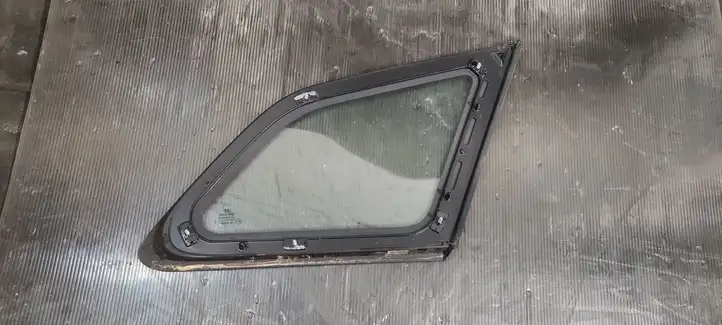 Hyundai i30 (2012 - 2015) 43R000083 Заднее боковое стекло — фото 3