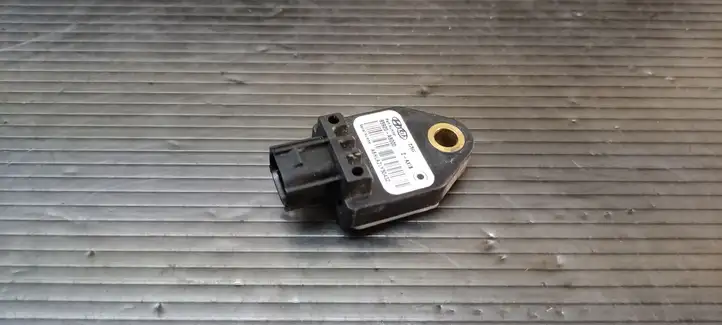 Hyundai i30 (2012 - 2015) 95920A6000 Датчик удара SRS — фото 1