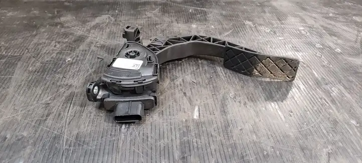 Audi A5 8T 8F (2011 - 2016) 8K1721523 Педаль акселератора — фото 3