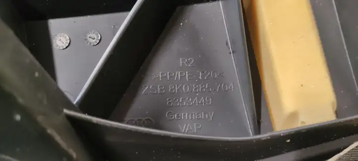 Audi A5 8T 8F (2011 - 2016) 8K0885704 Прочие детали салона — фото 2