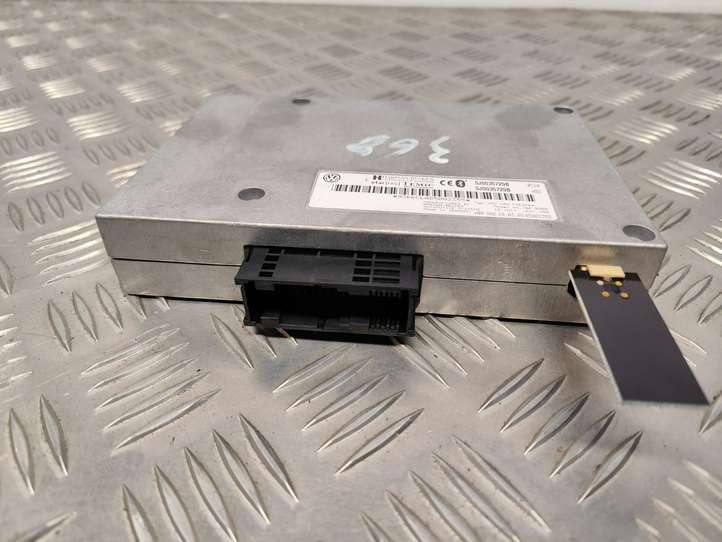 Skoda Roomster (2006 - 2010)  5J0035729B Модуль «Bluetooth»