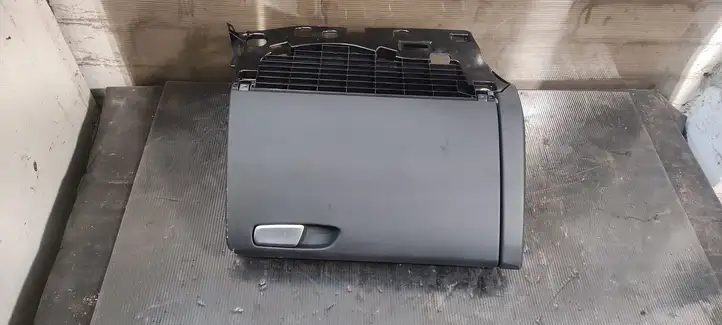 Audi A5 8T 8F (2011 - 2016) 8K2857035B Бардачок в сборе — фото 1