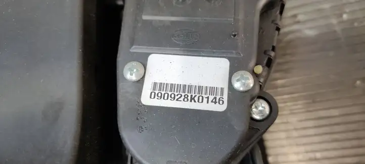 Kia Ceed (2010 - 2012) 32700XXXXX Педаль акселератора — фото 2