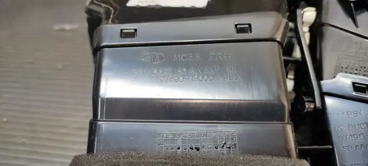 Kia Ceed (2010 - 2012) 974901H000 Боковой воздушный дефлектор — фото 2