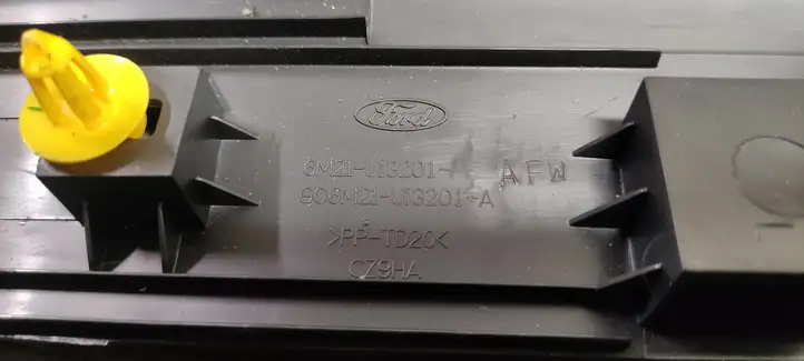 Ford Mondeo MK IV (2007 - 2014) 6M21U13201 Внутренняя отделка переднего порога — фото 2