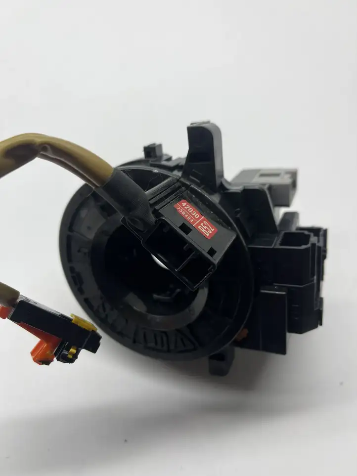 Lexus IS 220D-250-350 (2005 - 2010) 4203075B494 Контактное кольцо SRS — фото 3