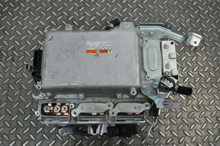 Lexus NX 200t (2014 - 2017)  G92A058010 Преобразователь напряжения