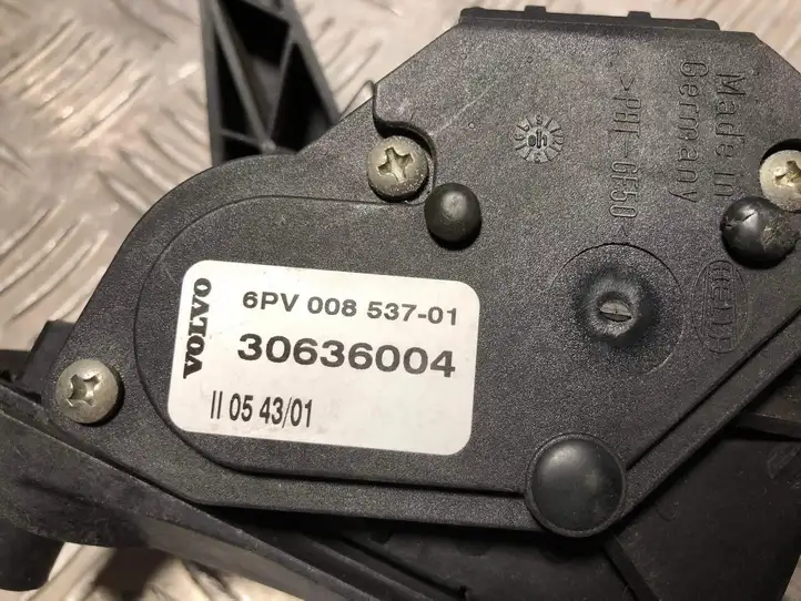 Volvo V70 (2000 - 2004) 30636004 Педаль акселератора — фото 3