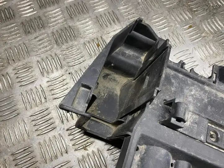 Opel Vectra C (2002 - 2005) 24413805 Площадка аккумулятора — фото 11
