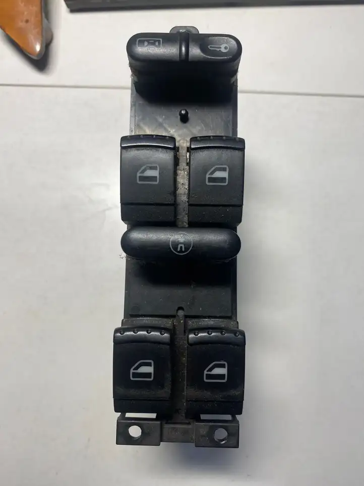 Volkswagen PASSAT B5 (1997 - 2000) 3B4959793 Блок кнопок стеклоподъемников — фото 4