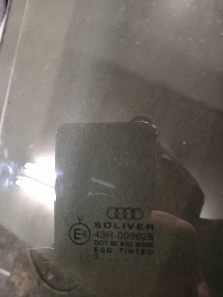 Audi A4 S4 B6 8E 8H (2000 - 2006) 43R009628 Стекло задней двери — фото 2