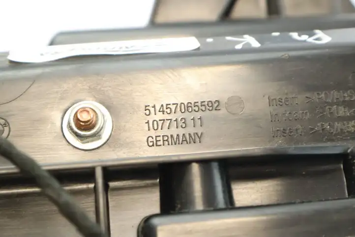 BMW M6 E63/E64 (2004 - 2010) 8040865 Коленная подушка безопасности — фото 8