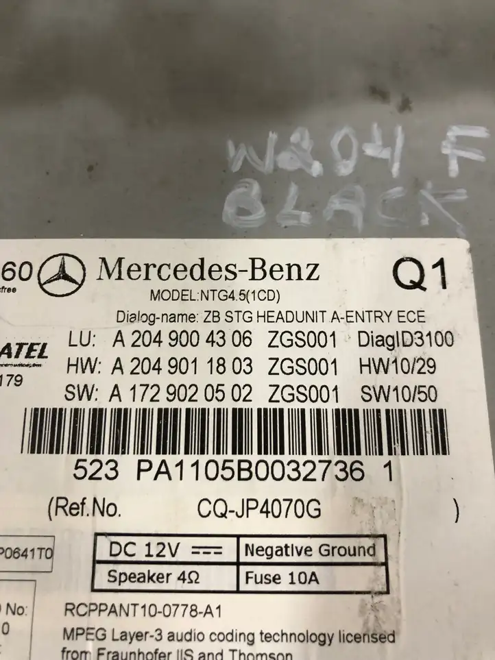 Mercedes-Benz C W204 (2007 - 2014) A1729020502 Магнитола / мультимедийная система — фото 2