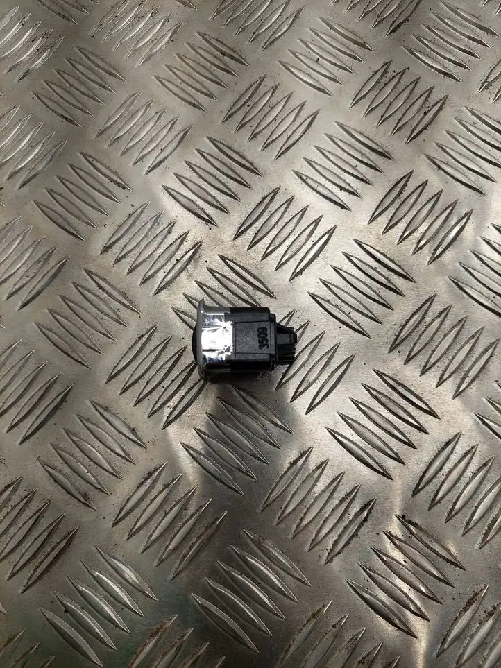Mercedes-Benz E C207 W207 (2009 - 2017) 10034661 Блок кнопок стеклоподъемников — фото 3