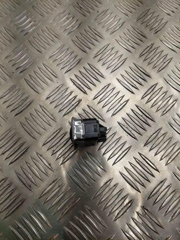 Mercedes-Benz E C207 W207 (2009 - 2017) 10034663 Кнопка стеклоподъемников — фото 3