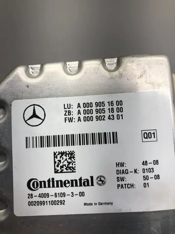 Mercedes-Benz E C207 W207 (2009 - 2017) A0009024301 Камера в лобовом стекле — фото 2