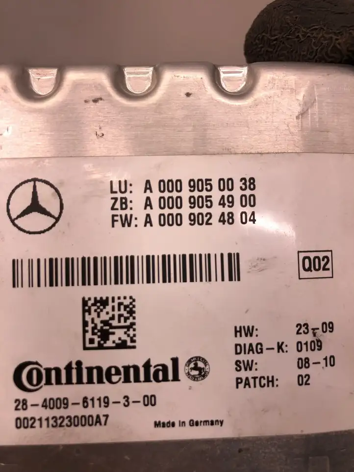 Mercedes-Benz C W204 (2007 - 2014) A0009024804 Камера в лобовом стекле — фото 2