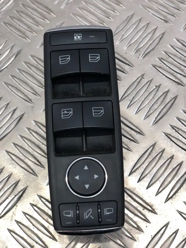Mercedes-Benz E W212 (2009 - 2016) A2128208310 Кнопка стеклоподъемников — фото 3