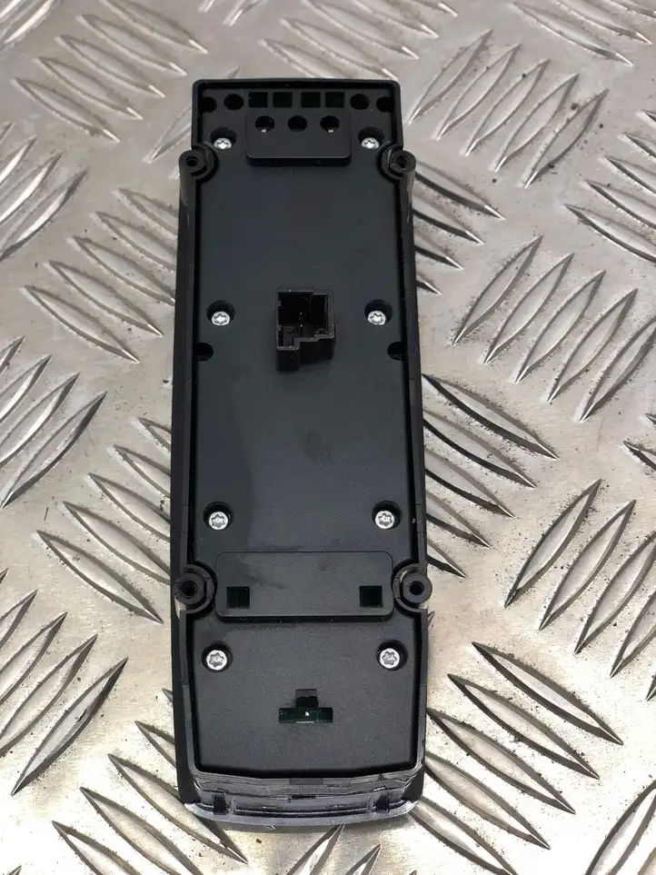 Mercedes-Benz E W212 (2009 - 2016) A2128208310 Кнопка стеклоподъемников — фото 6