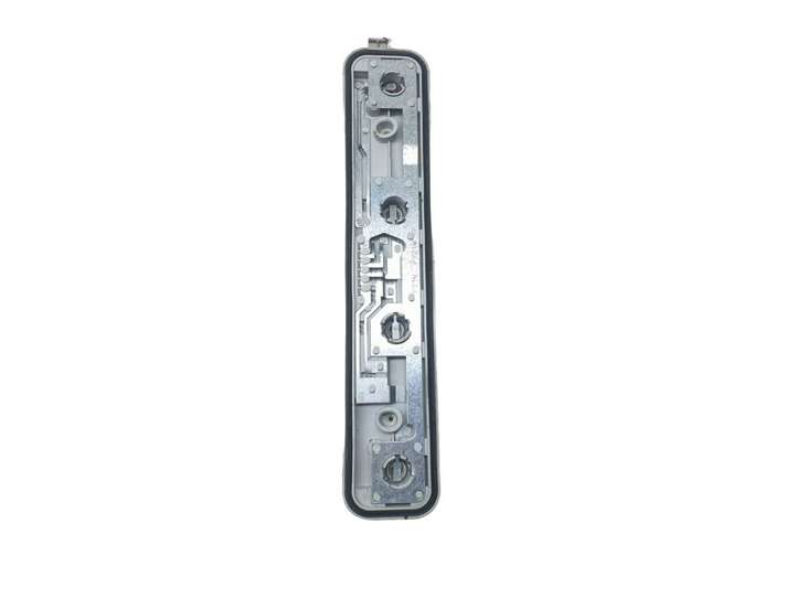 Fiat Ducato (2002 - 2006)  28392101 Держатель крышки лампы заднего фонаря