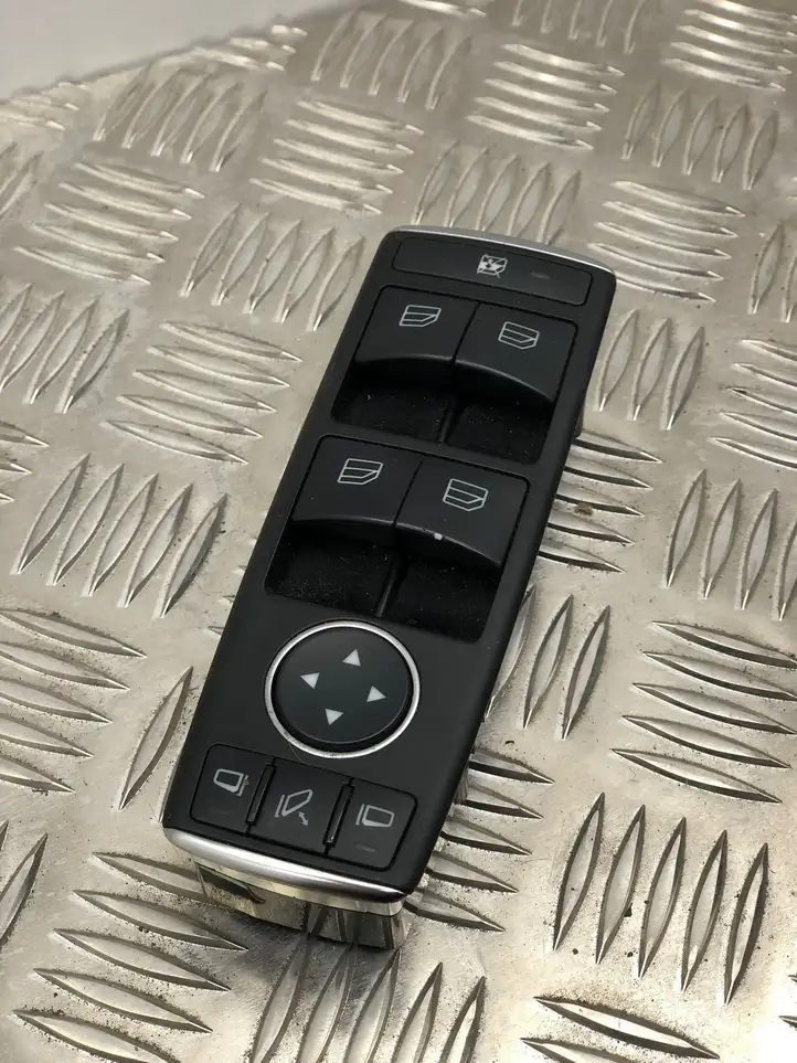 Mercedes-Benz C W204 (2007 - 2014) A2049055402 Блок кнопок стеклоподъемников — фото 7