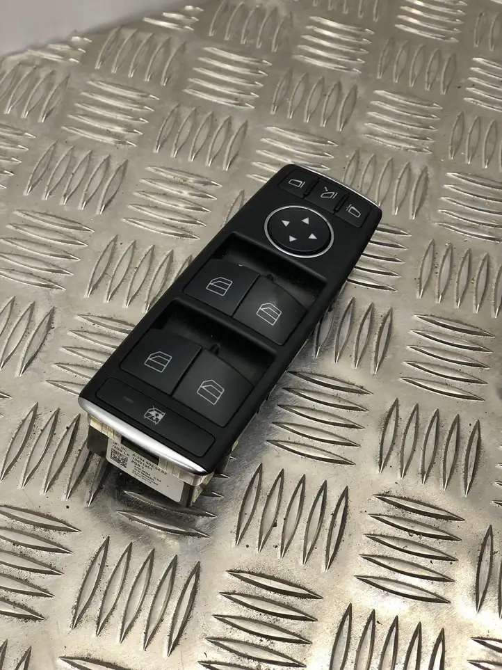Mercedes-Benz C W204 (2007 - 2014) A2049055402 Блок кнопок стеклоподъемников — фото 10