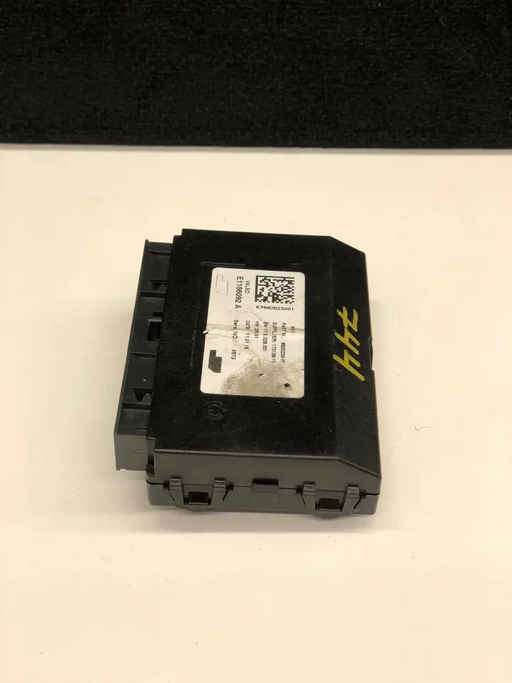 BMW 3 F30 F35 F31 (2012 - 2018) 6820235 Прочие блоки управления — фото 3