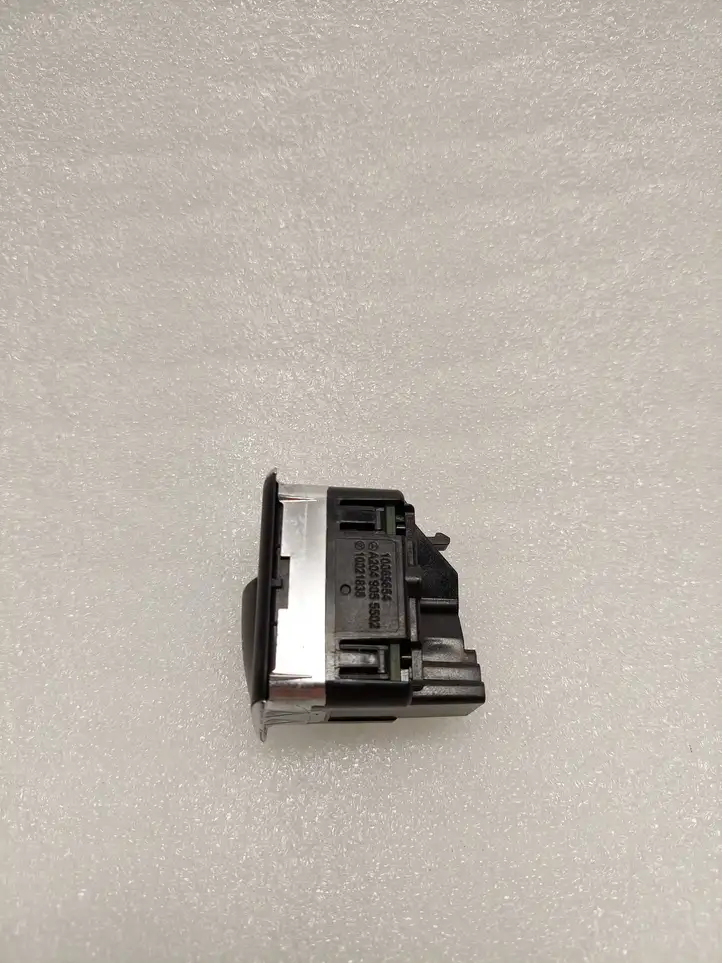 Mercedes-Benz E W212 (2009 - 2016) A2049055502 Блок кнопок стеклоподъемников — фото 5