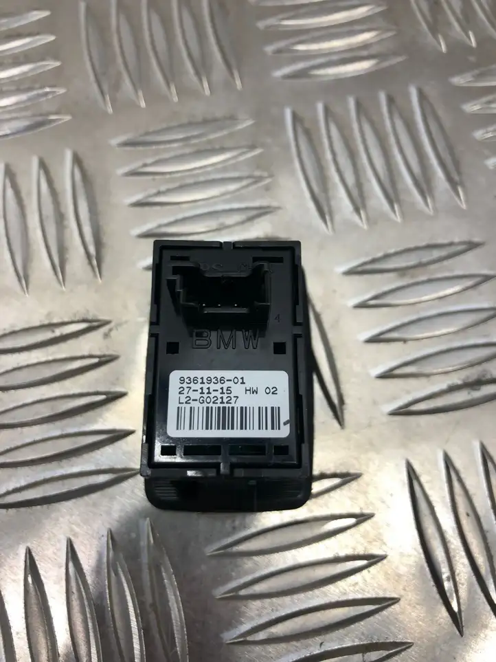 BMW 3 F30 F35 F31 (2012 - 2018) 9361936 Блок кнопок стеклоподъемников — фото 2