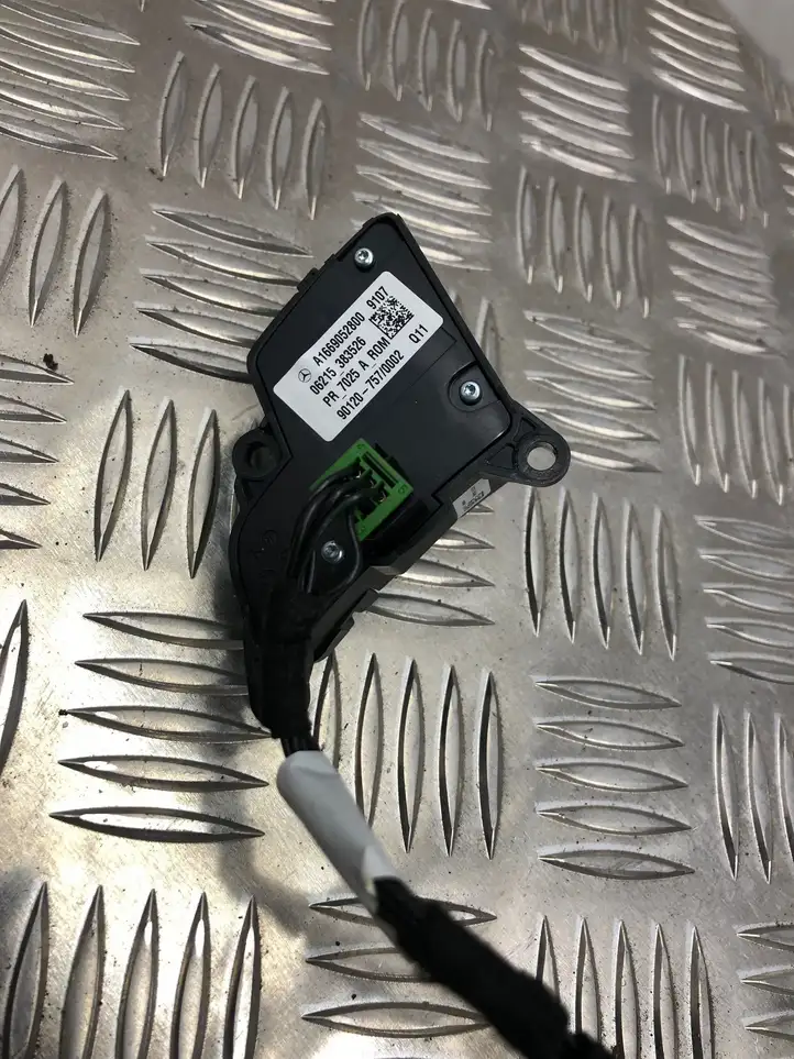 Mercedes-Benz ML W166 (2012 - 2017) A1669052900 Кнопки на рулевом колесе — фото 8