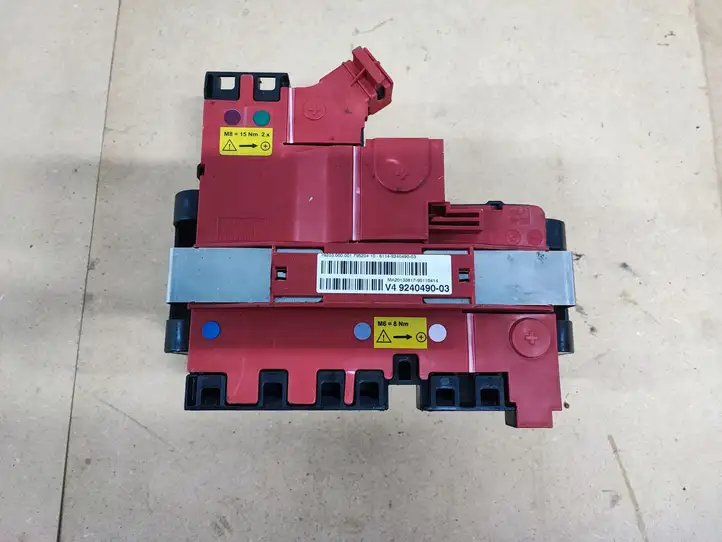 BMW 5 F10 F11 (2009 - 2016) 924049003 Клеммный узел плюсовых проводов — фото 1